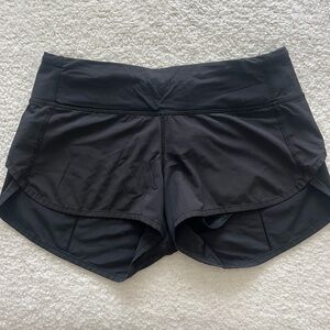 Speed up 2.5 Lululemon Shorts